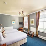 Hotel The