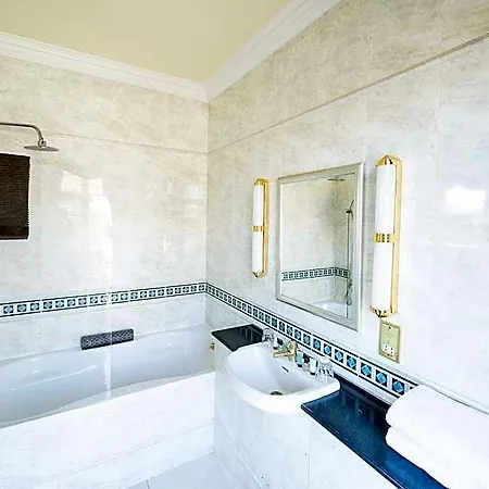 The Otel 3*