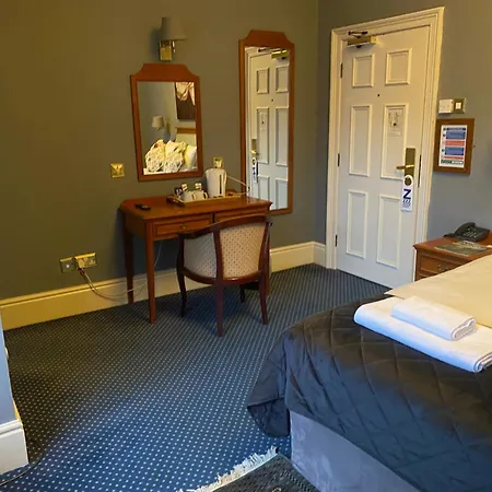 Hotel The