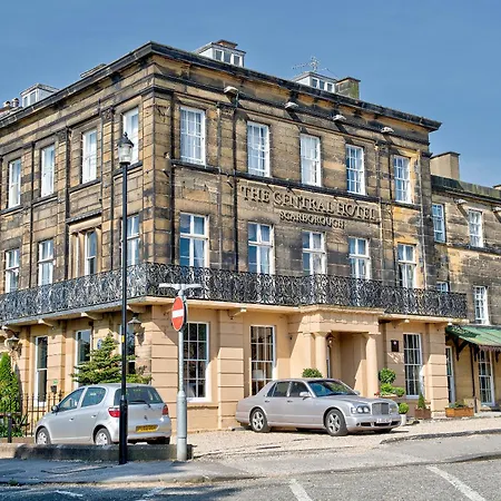 Hotel The 3*